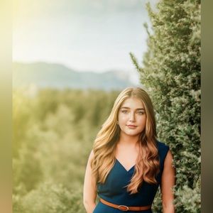 Meet your Posher, Lena